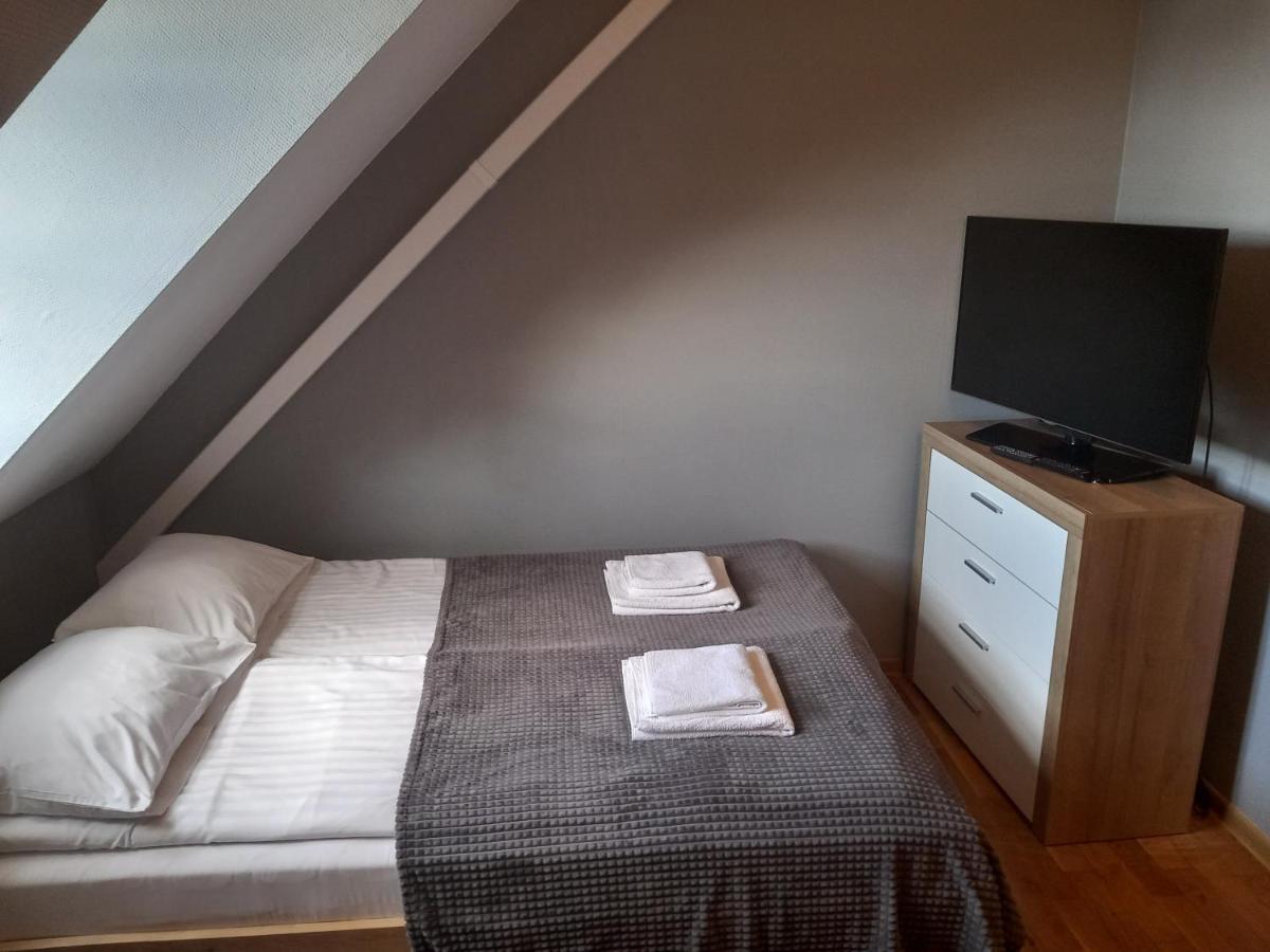 Dobry Klimat Hotell Uniejow Exteriör bild