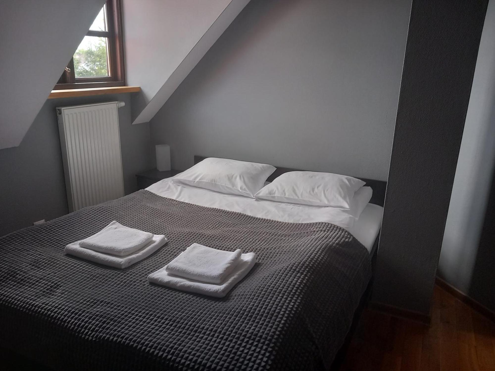 Dobry Klimat Hotell Uniejow Exteriör bild