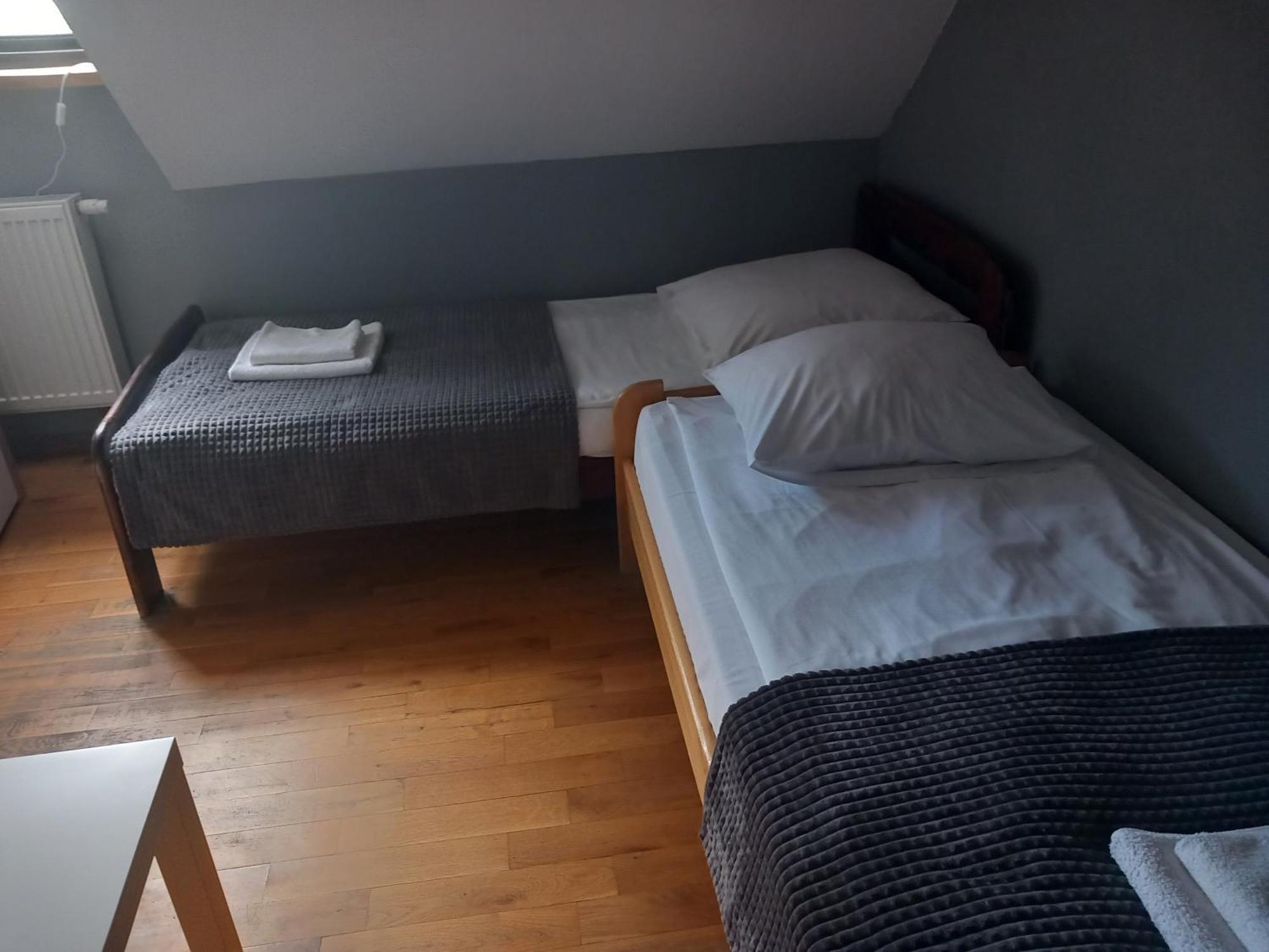 Dobry Klimat Hotell Uniejow Exteriör bild